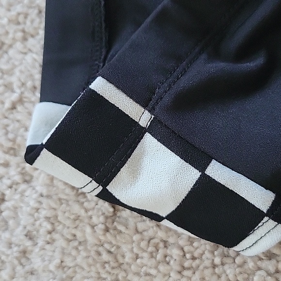 High-waisted checkered bottoms - Picture 4 of 4